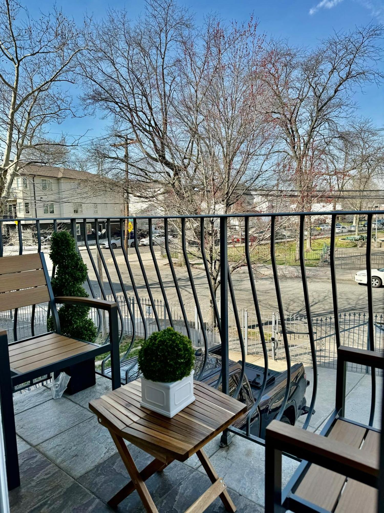 Stylish Evergreen Apartment By Newark Airport Ngoại thất bức ảnh